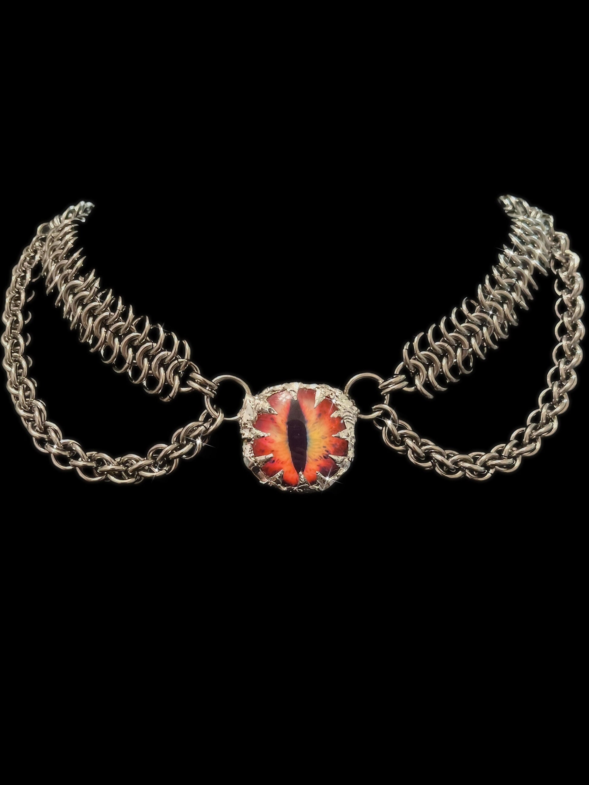 Eye of Sauron chainmaille choker. Stainless steel - Handmade - Chainmail - Jewelry - The Lord of the Rings - Goth - Lead free hand soldered